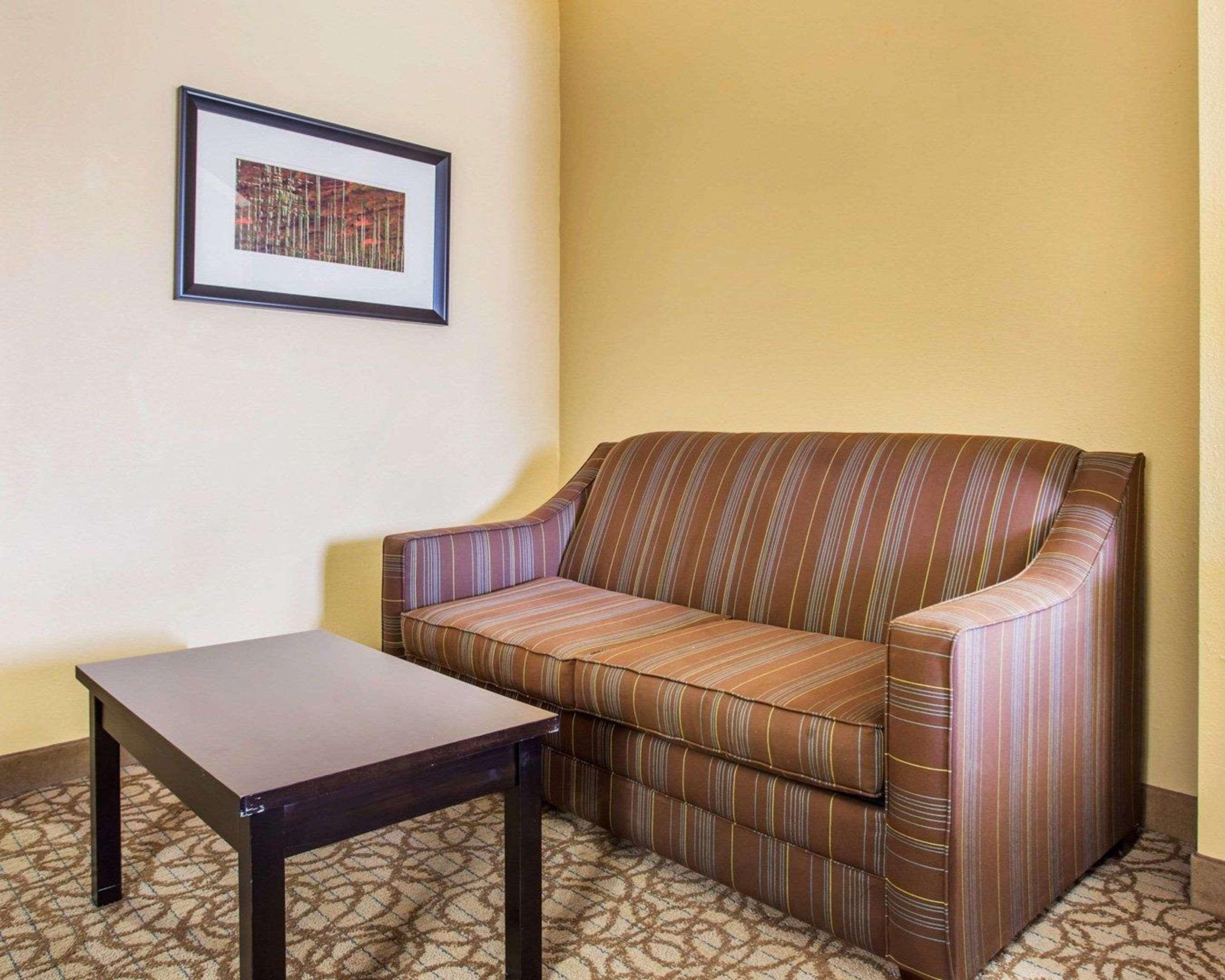 Comfort Inn & Suites At Stone Mountain Zewnętrze zdjęcie