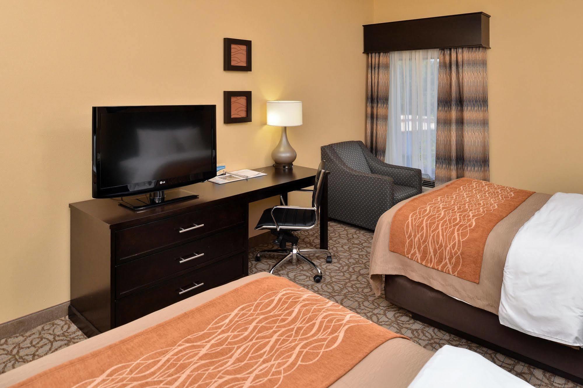 Comfort Inn & Suites At Stone Mountain Zewnętrze zdjęcie